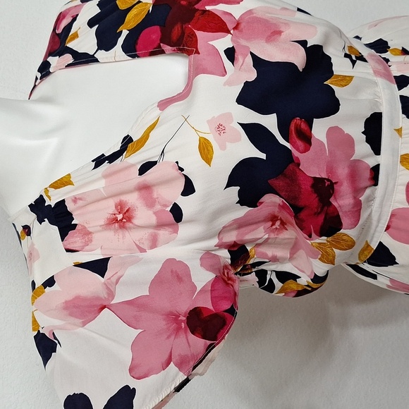 Old Navy Pink and Red Festival Resortwear Flutter Sleeve Floral Sundress Size XL - Picture 7 of 14